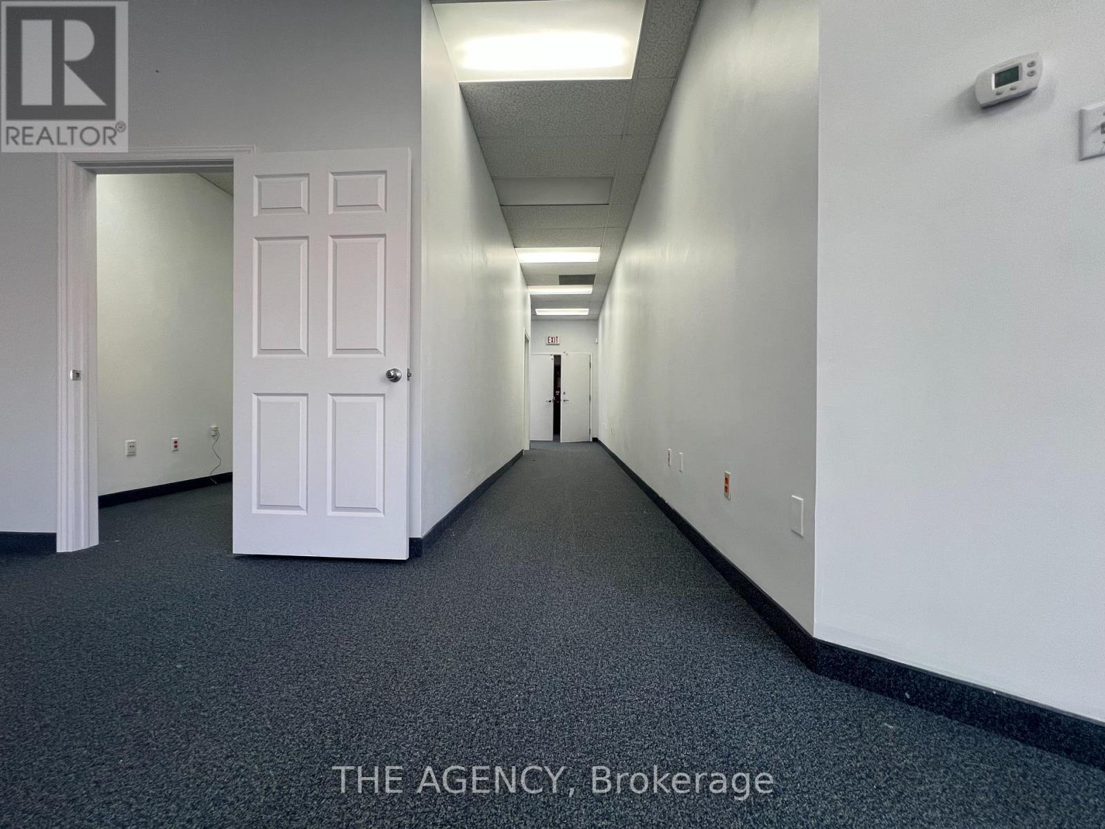 3f - 64 Jardin Drive, Vaughan, Ontario  L4K 3P3 - Photo 10 - N12683836