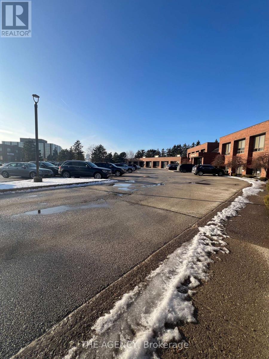 3f - 64 Jardin Drive, Vaughan, Ontario  L4K 3P3 - Photo 13 - N12683836