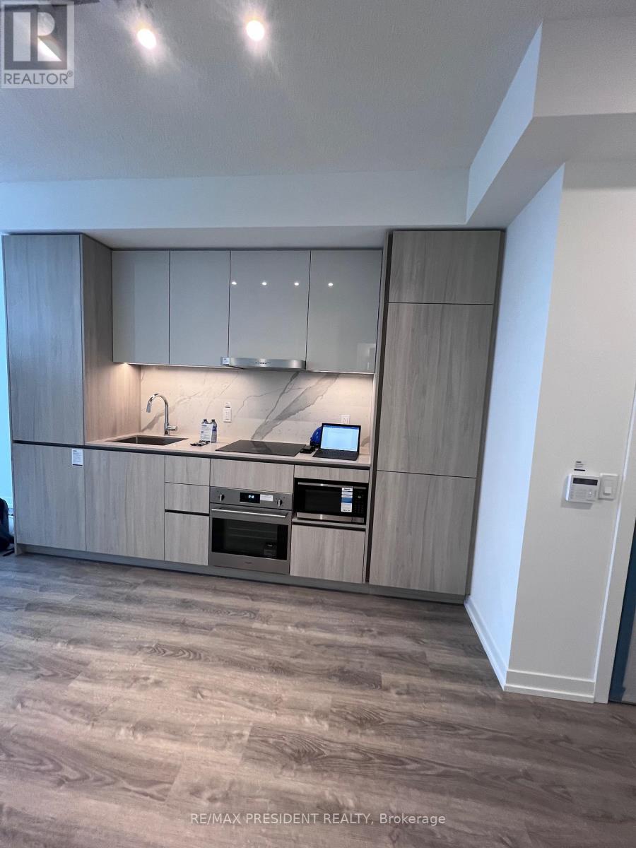 4108 - 8 Interchange Way, Vaughan, Ontario  L4K 0R2 - Photo 13 - N12683846