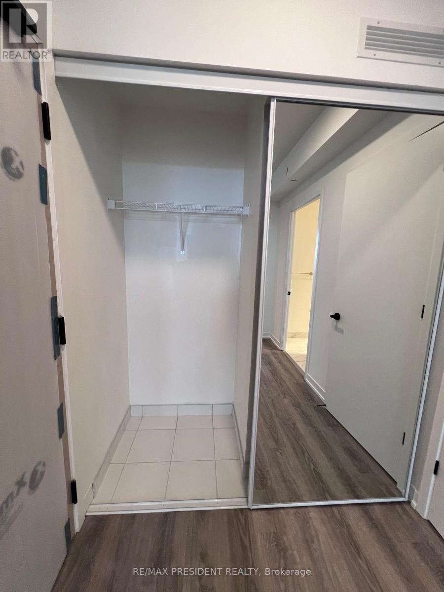 4108 - 8 Interchange Way, Vaughan, Ontario  L4K 0R2 - Photo 22 - N12683846