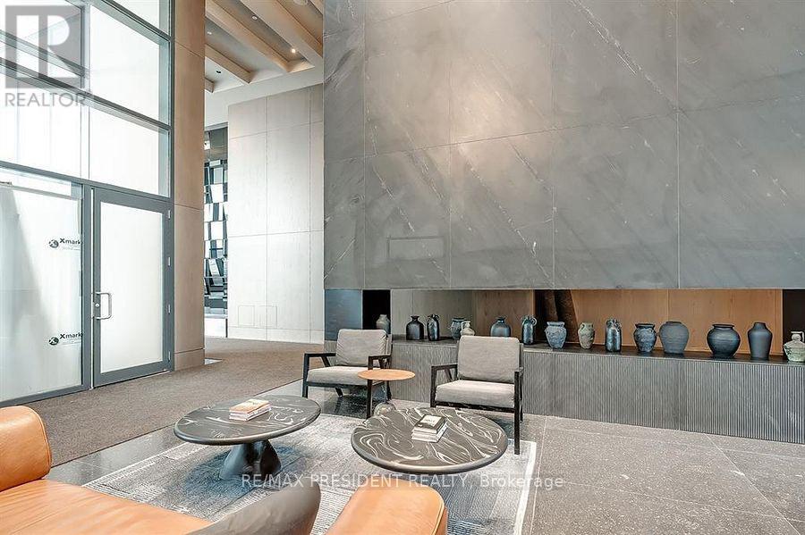 4108 - 8 Interchange Way, Vaughan, Ontario  L4K 0R2 - Photo 7 - N12683846