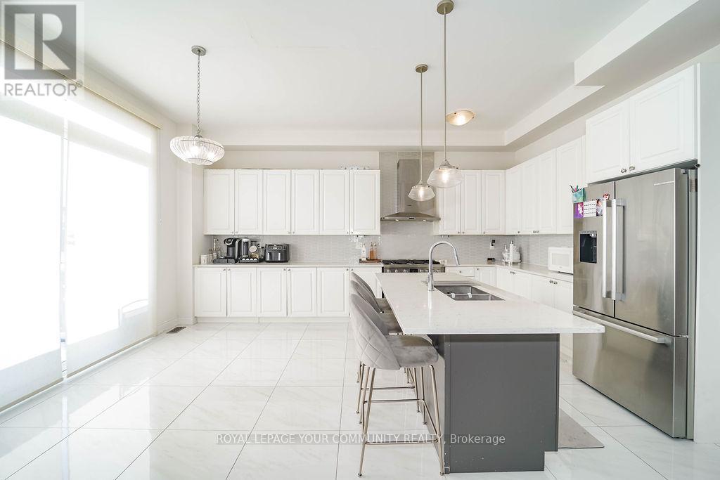 133 Marcel Brunnelle ,  Drive, Whitby, Ontario  L1P 0G7 - Photo 11 - E12663014