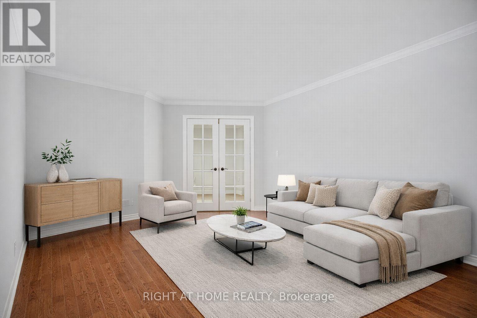 6859 Gracefield Drive, Mississauga, Ontario  L5N 6T6 - Photo 10 - W12683804