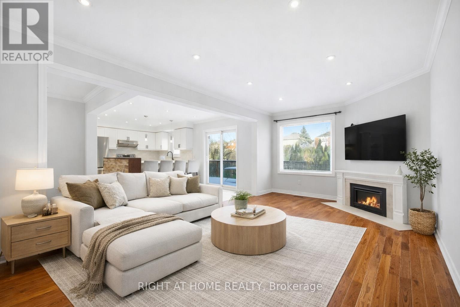 6859 Gracefield Drive, Mississauga, Ontario  L5N 6T6 - Photo 18 - W12683804