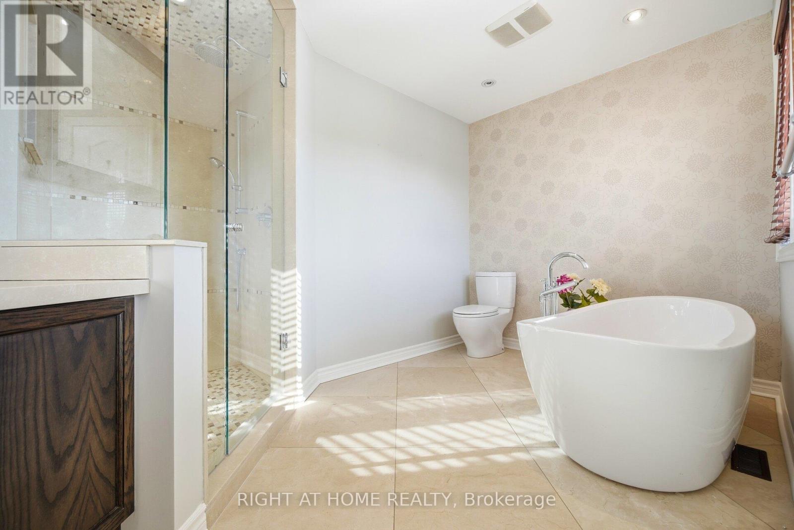 6859 Gracefield Drive, Mississauga, Ontario  L5N 6T6 - Photo 22 - W12683804