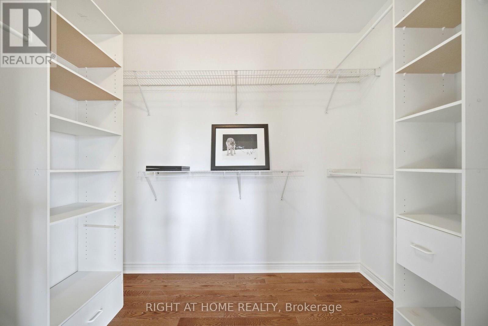 6859 Gracefield Drive, Mississauga, Ontario  L5N 6T6 - Photo 23 - W12683804