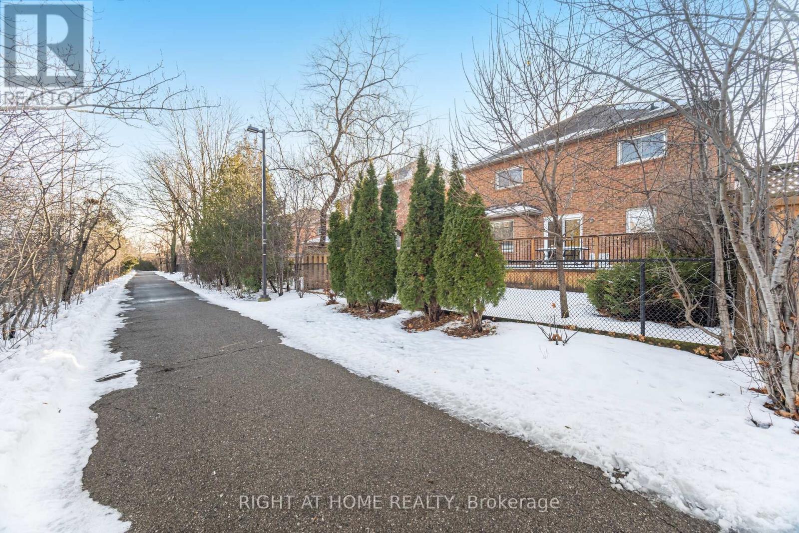 6859 Gracefield Drive, Mississauga, Ontario  L5N 6T6 - Photo 35 - W12683804