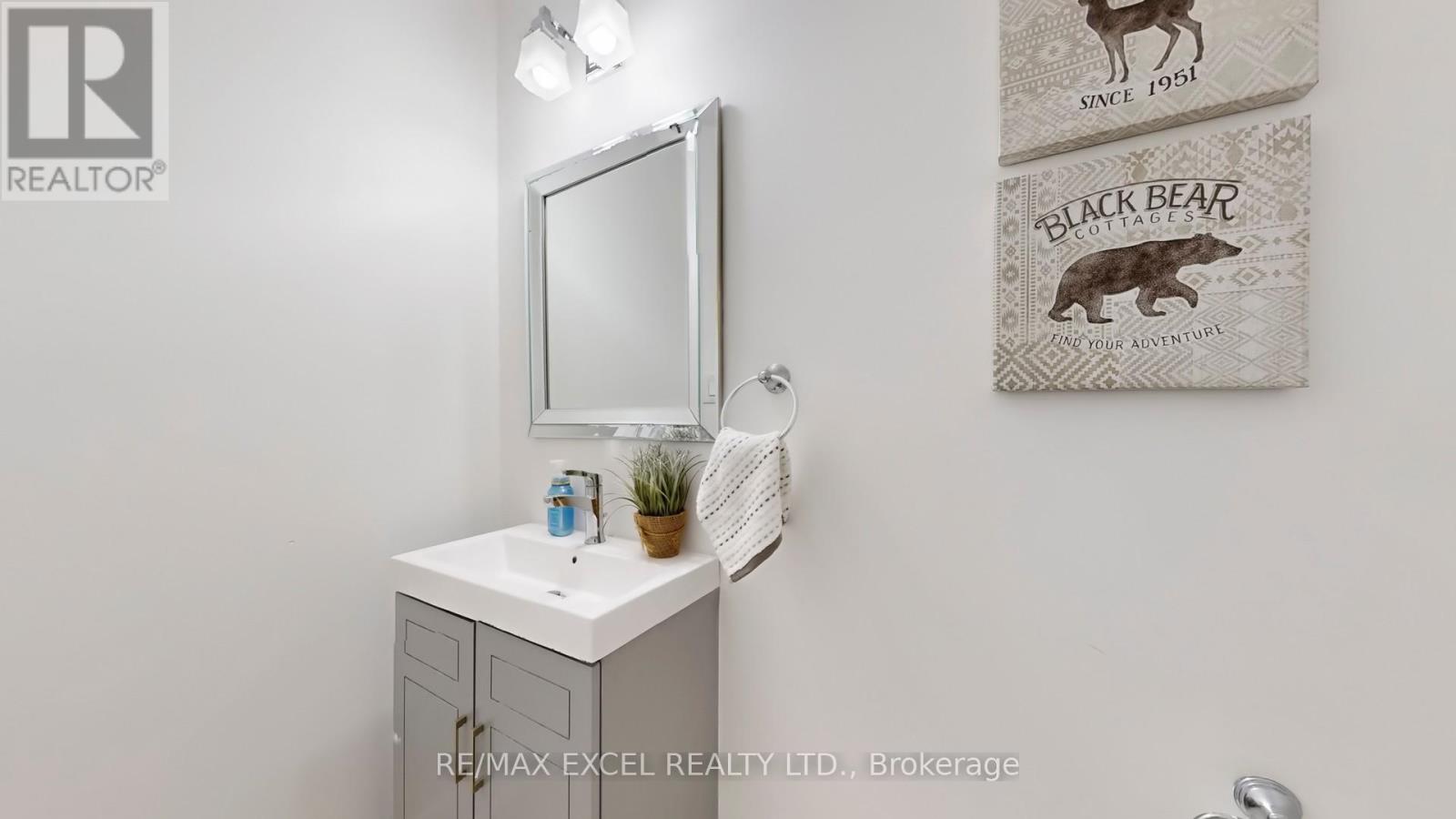 1849 Bonnymede Drive, Mississauga, Ontario  L5J 1E2 - Photo 22 - W12683810