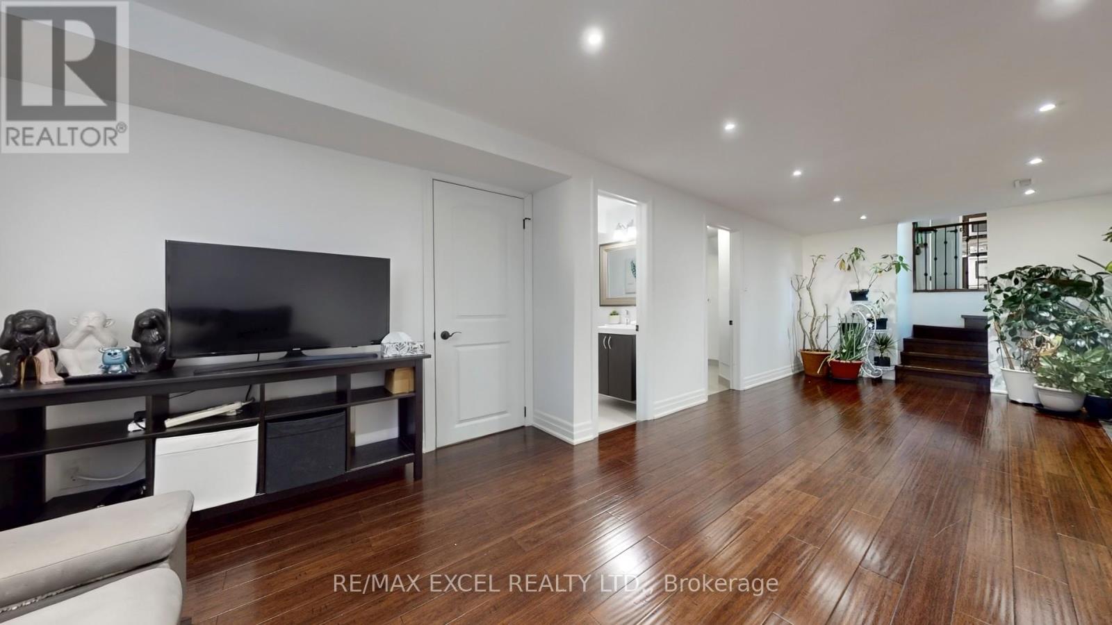 1849 Bonnymede Drive, Mississauga, Ontario  L5J 1E2 - Photo 42 - W12683810