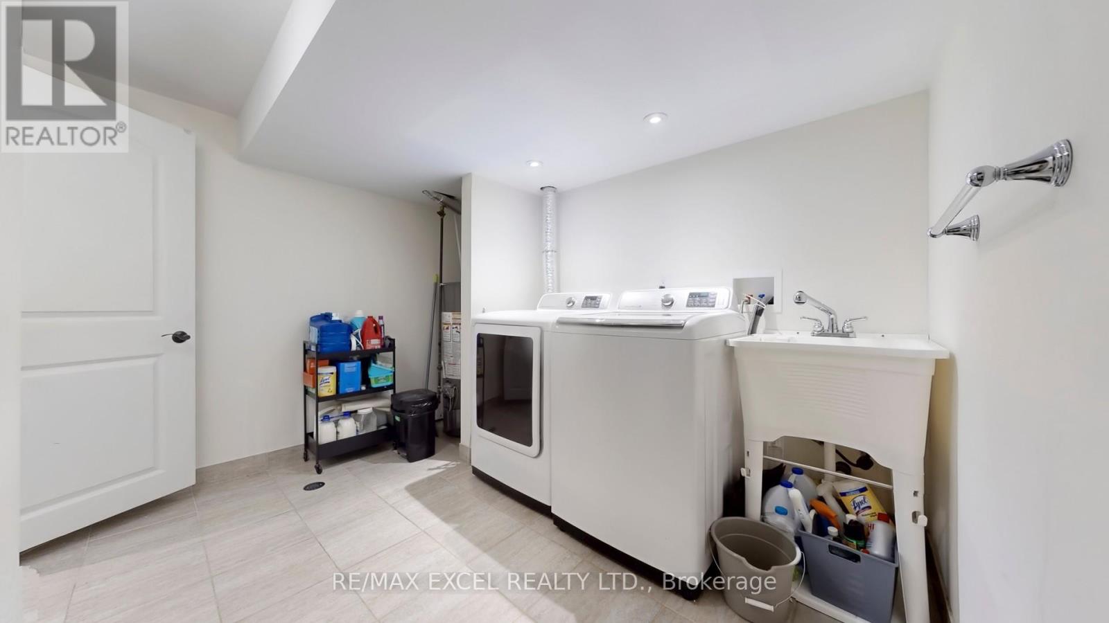 1849 Bonnymede Drive, Mississauga, Ontario  L5J 1E2 - Photo 48 - W12683810