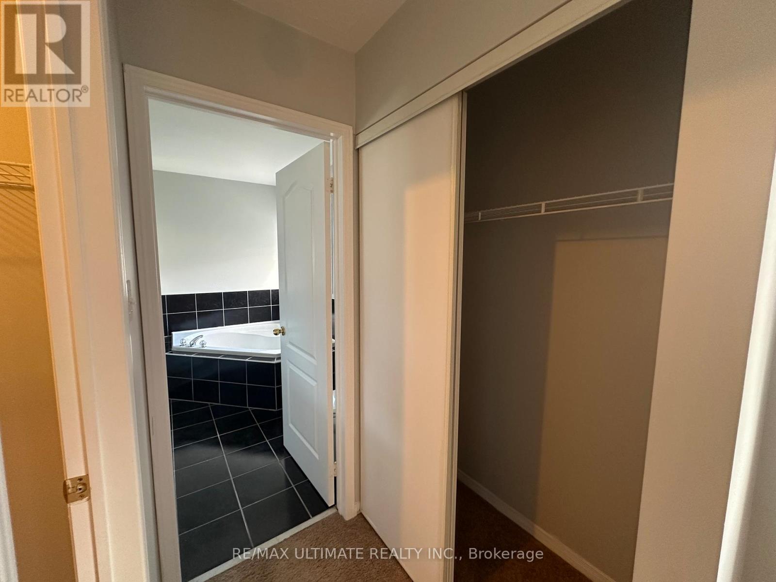 367 Van Kirk Drive, Brampton, Ontario  L7A 1T6 - Photo 17 - W12683862