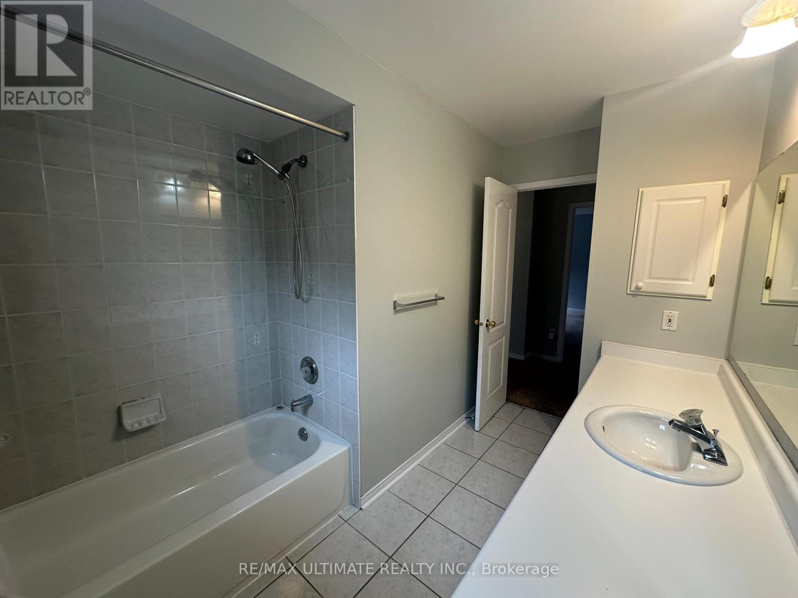 367 Van Kirk Drive, Brampton, Ontario  L7A 1T6 - Photo 24 - W12683862