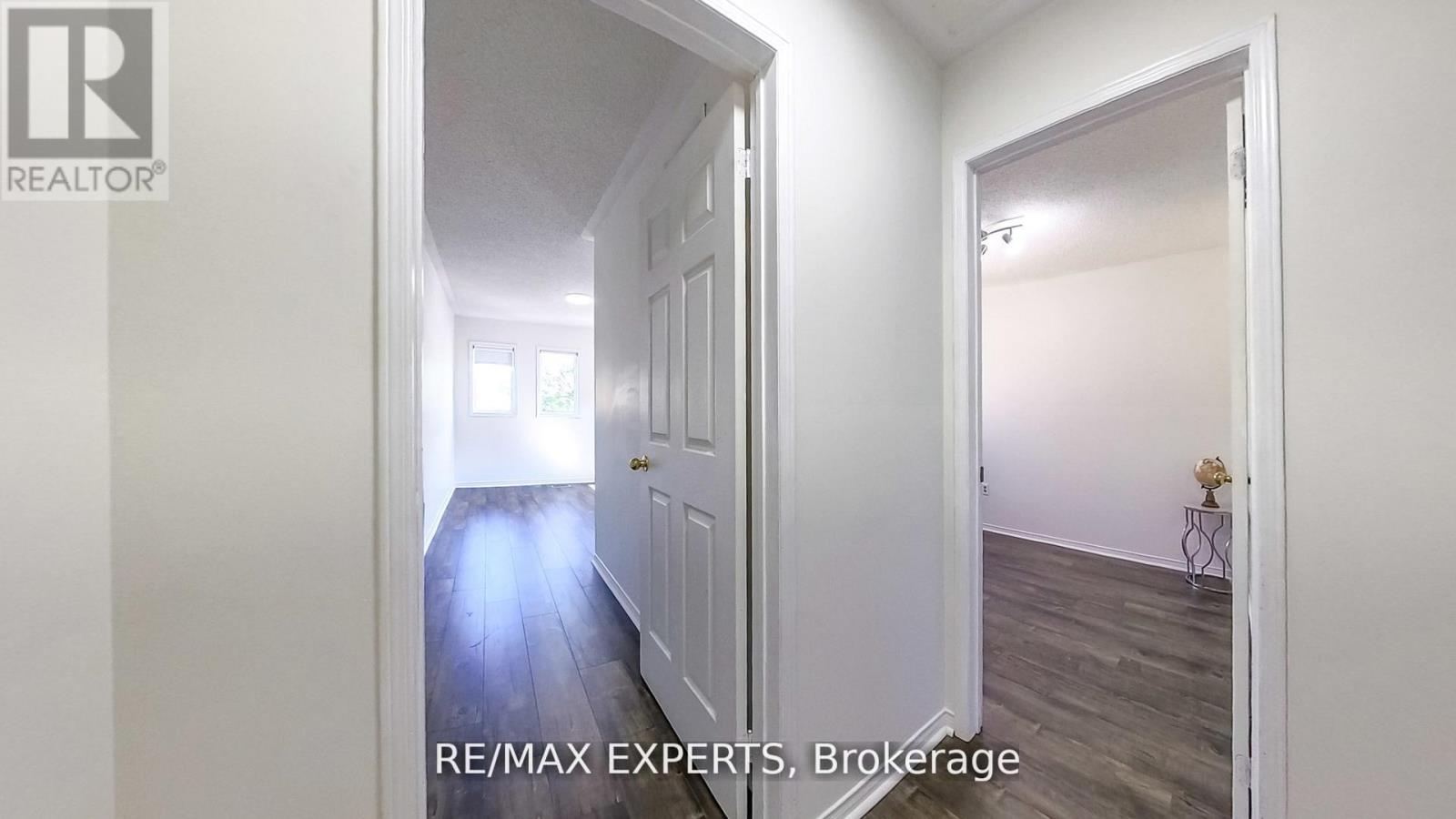 3211 Coralbean Place, Mississauga, Ontario  L5N 7C9 - Photo 25 - W12683868