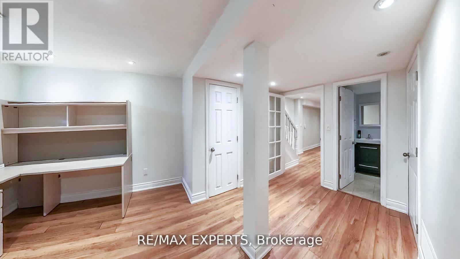 3211 Coralbean Place, Mississauga, Ontario  L5N 7C9 - Photo 33 - W12683868