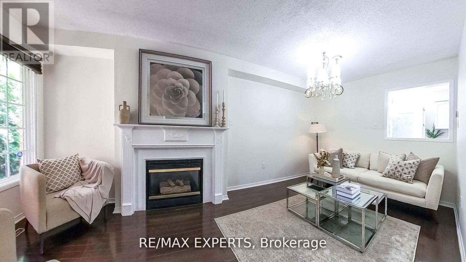 3211 Coralbean Place, Mississauga, Ontario  L5N 7C9 - Photo 9 - W12683868