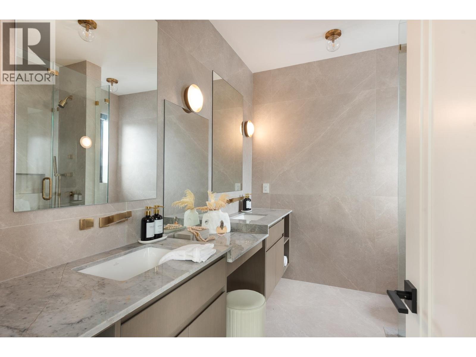 4413 Oxford Street, Burnaby, British Columbia  V5C 1E6 - Photo 21 - R3065127