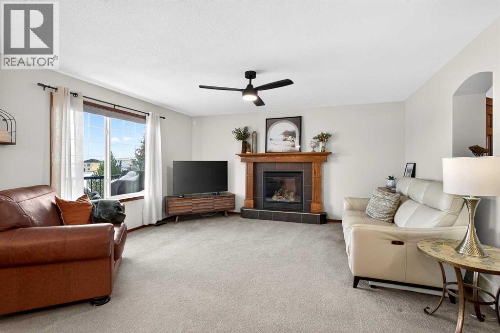 228 Sagewood Landing Sw, Airdrie, Alberta  T4B 3N5 - Photo 9 - A2273576