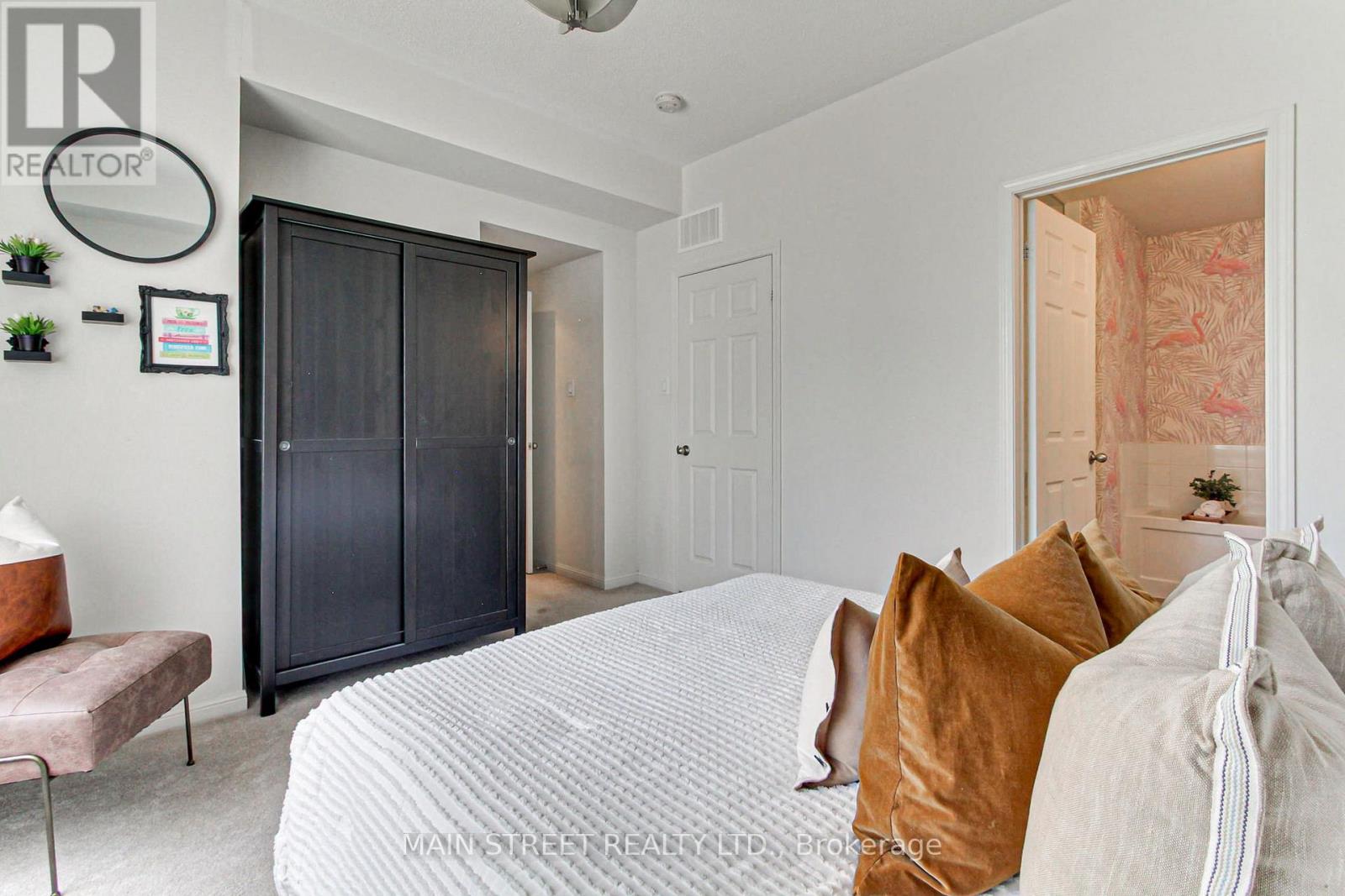 4 - 15949 Bayview Avenue, Aurora, Ontario  L4G 0S3 - Photo 18 - N12680050