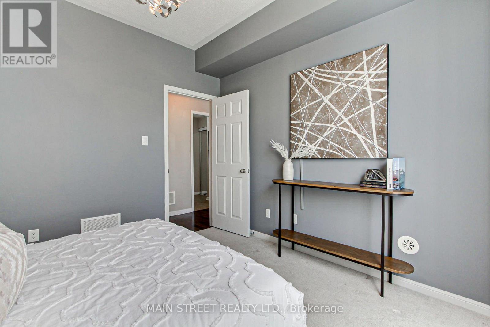 4 - 15949 Bayview Avenue, Aurora, Ontario  L4G 0S3 - Photo 25 - N12680050