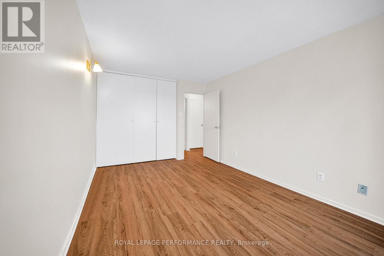 806 - 1599 Lassiter Terrace, Ottawa, Ontario  K1J 8R6 - Photo 10 - X12560992