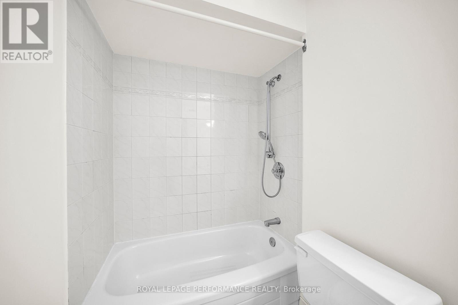 806 - 1599 Lassiter Terrace, Ottawa, Ontario  K1J 8R6 - Photo 12 - X12560992