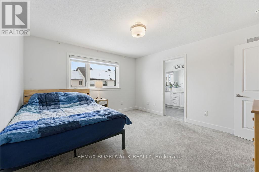 1016 Montelena Road, Ottawa, Ontario  K2S 2R8 - Photo 23 - X12683894