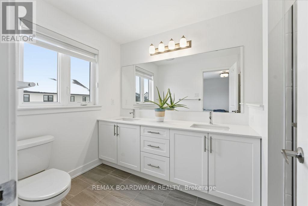 1016 Montelena Road, Ottawa, Ontario  K2S 2R8 - Photo 24 - X12683894