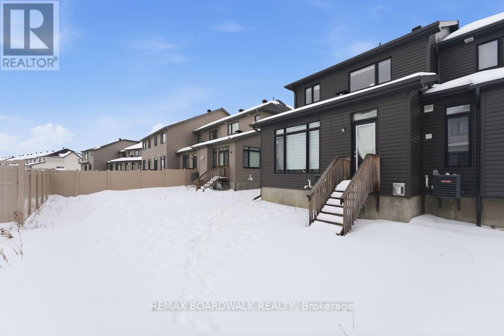 1016 Montelena Road, Ottawa, Ontario  K2S 2R8 - Photo 30 - X12683894