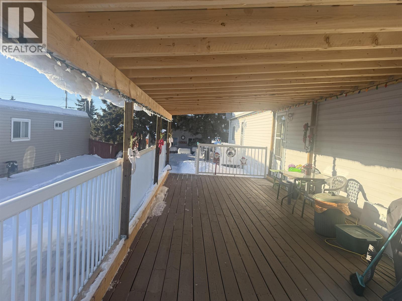 9020 75 Street, Fort St. John, British Columbia  V1J 2Z2 - Photo 2 - R3077732