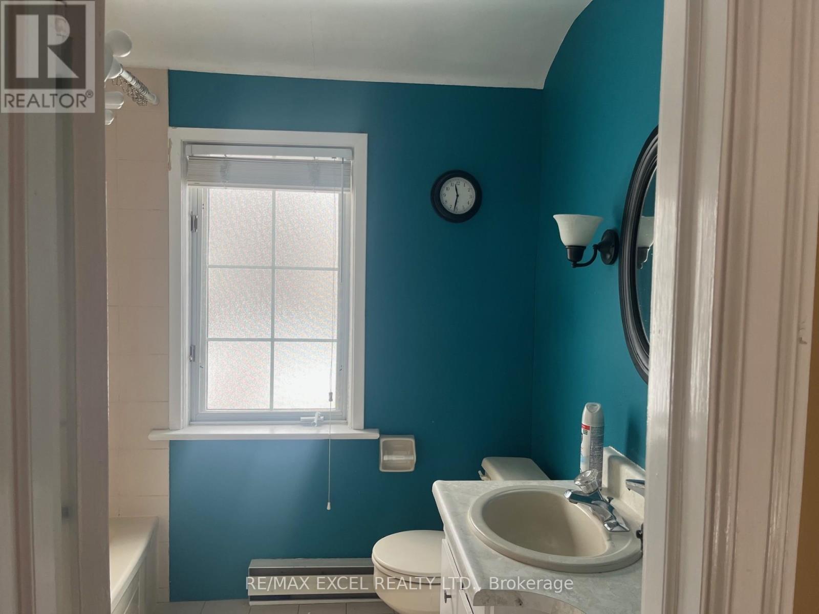 159 Avondale Avenue, Toronto, Ontario  M2N 2V4 - Photo 9 - C12683898