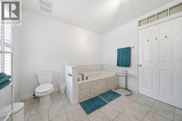 2405 Sorrel Mews Sw, Calgary, Alberta  T2T 6G5 - Photo 19 - A2276325