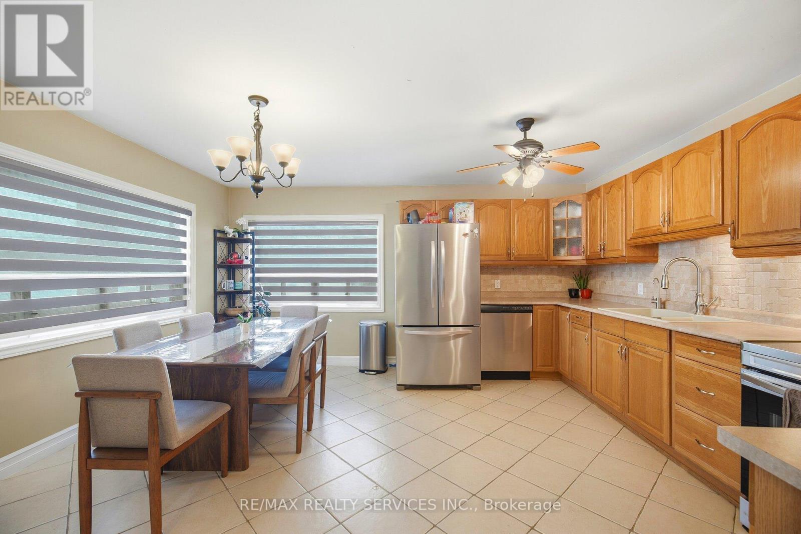 1569 Killarney Beach Road, Innisfil, Ontario  L0L 1W0 - Photo 5 - N12683880