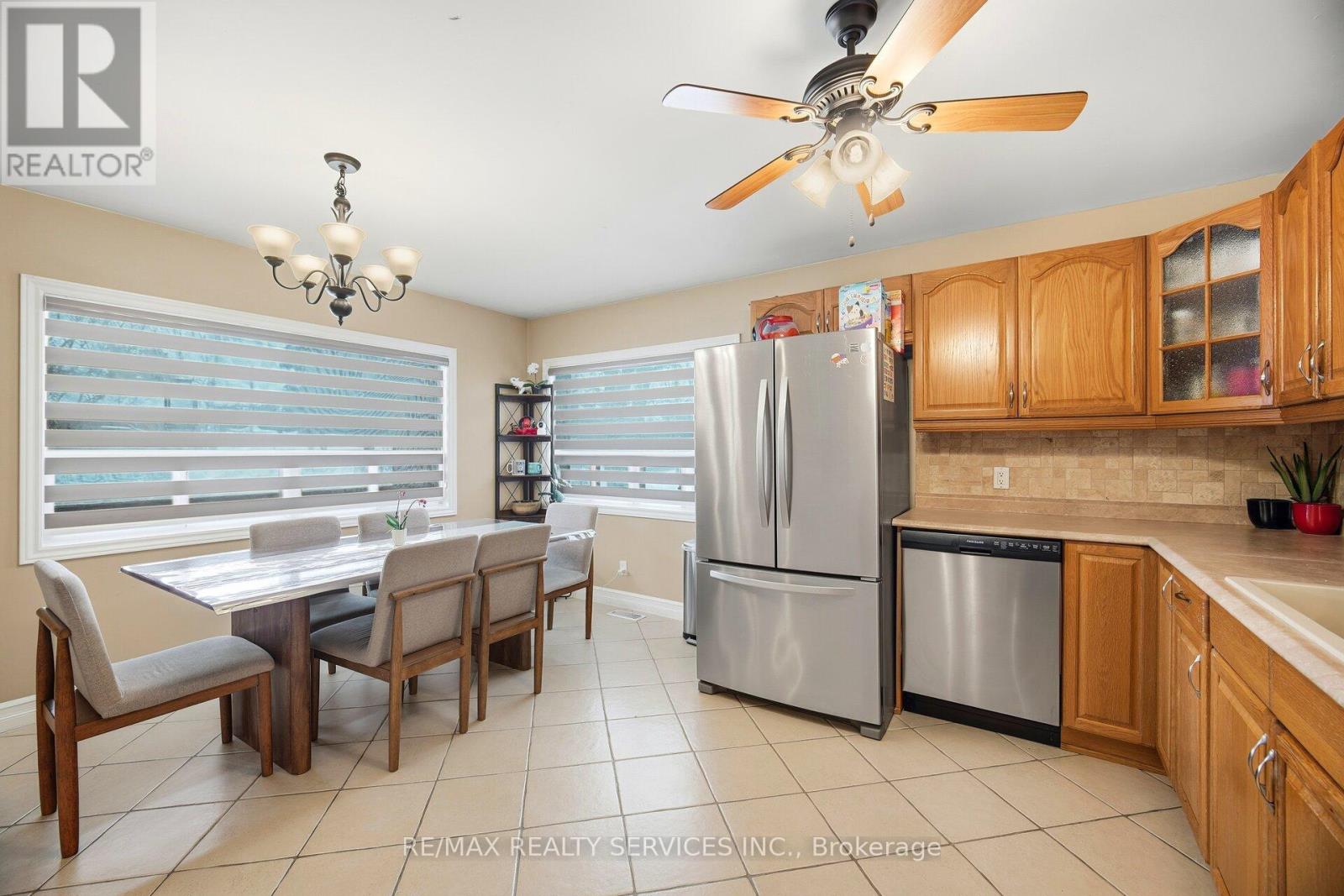 1569 Killarney Beach Road, Innisfil, Ontario  L0L 1W0 - Photo 9 - N12683880