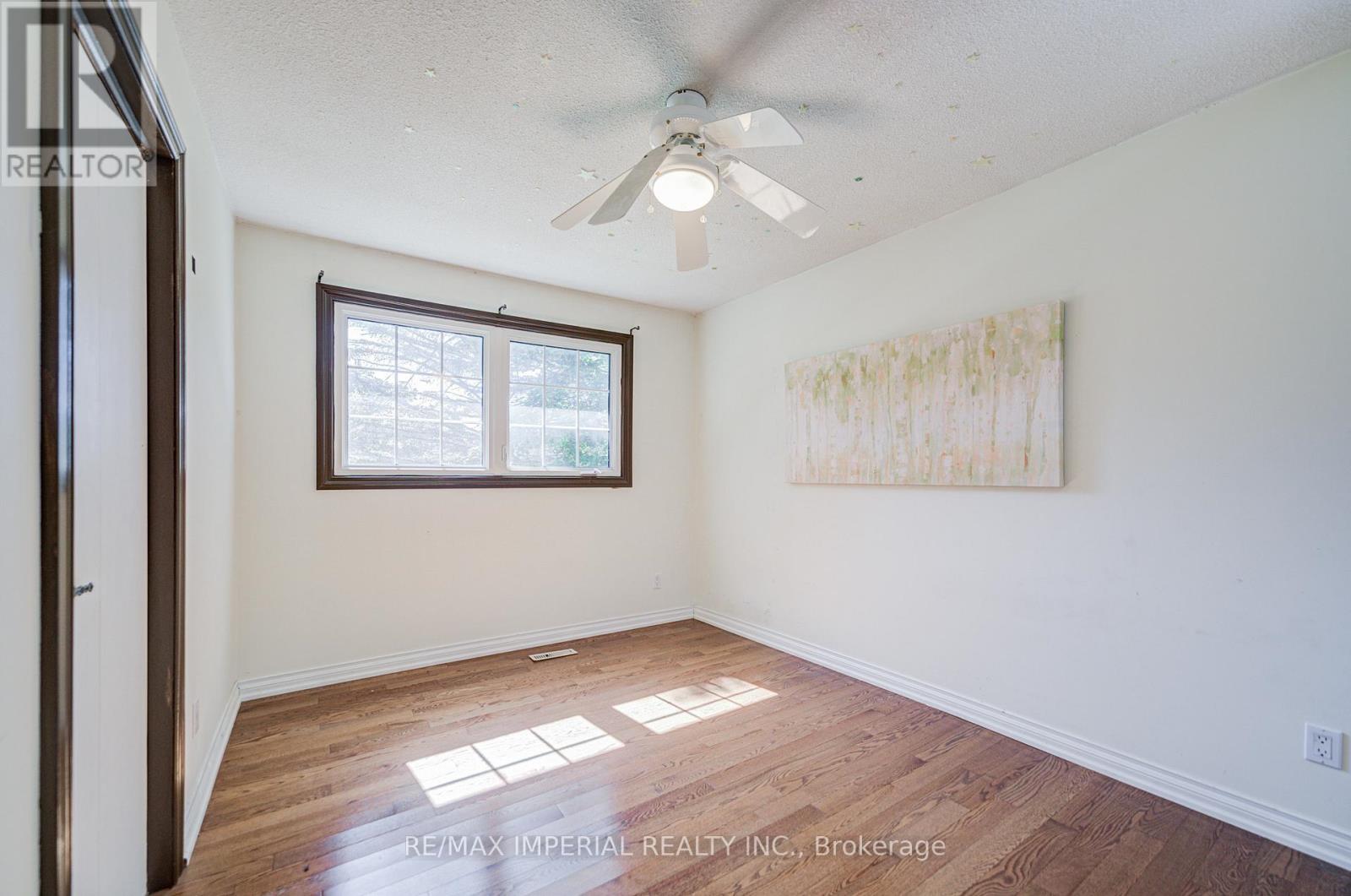 20 Blackforest Drive, Richmond Hill, Ontario  L4E 2P5 - Photo 20 - N12683914