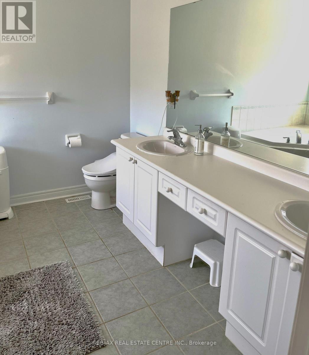 3274 Pringle Place, Mississauga, Ontario  L5M 7V7 - Photo 18 - W12683874