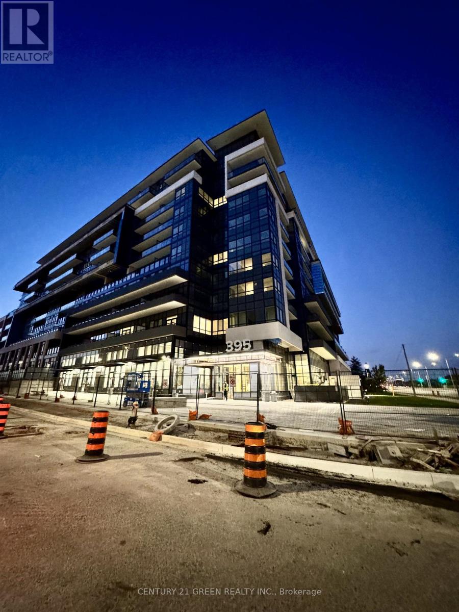 242 - 395 Dundas Street W, Oakville, Ontario  L6M 4M2 - Photo 2 - W12683908