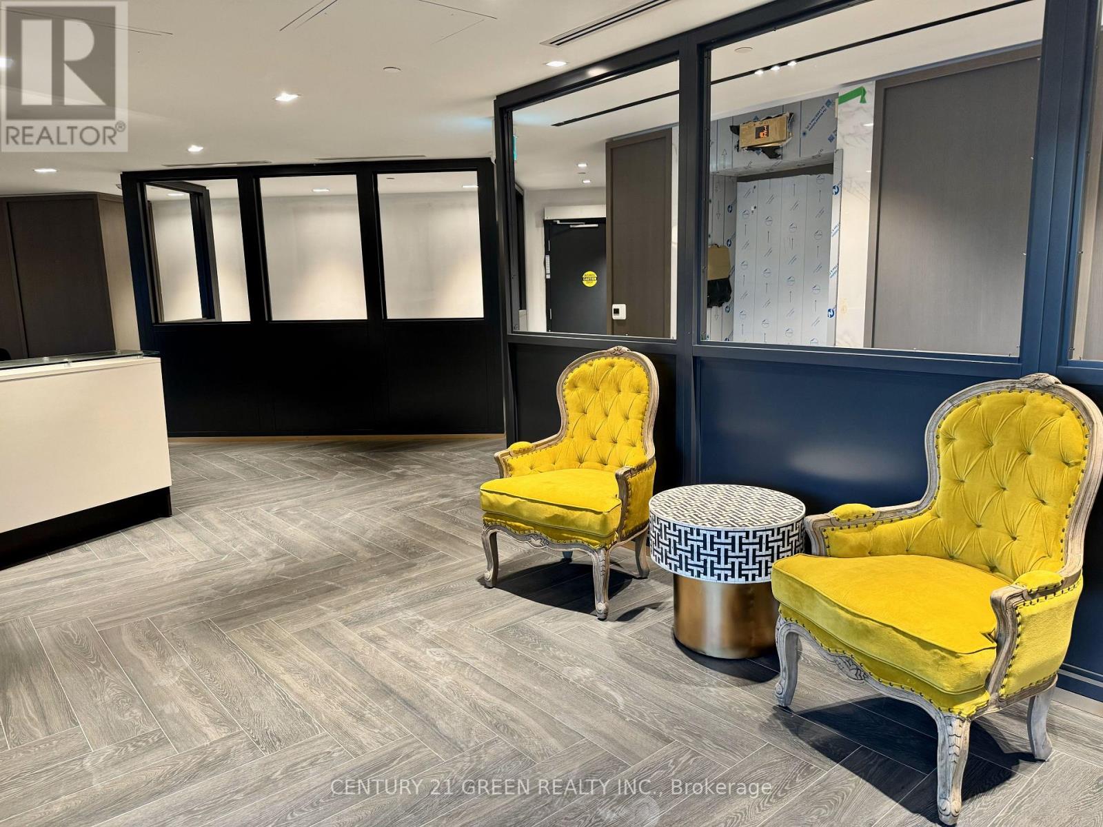 242 - 395 Dundas Street W, Oakville, Ontario  L6M 4M2 - Photo 6 - W12683908