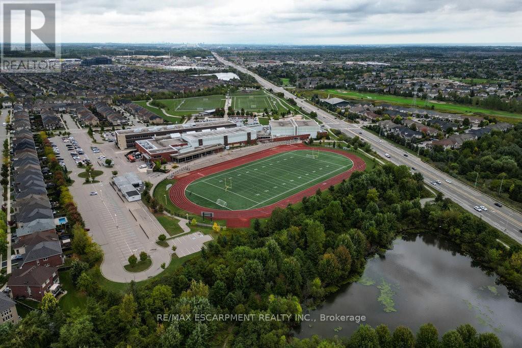 401 - 3070 Rotary Way, Burlington, Ontario  L7M 0H1 - Photo 24 - W12683910