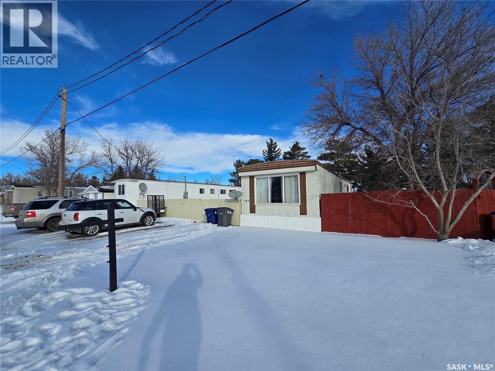 105 Larch Street, Caronport, Saskatchewan  S0H 0S0 - Photo 2 - SK026475