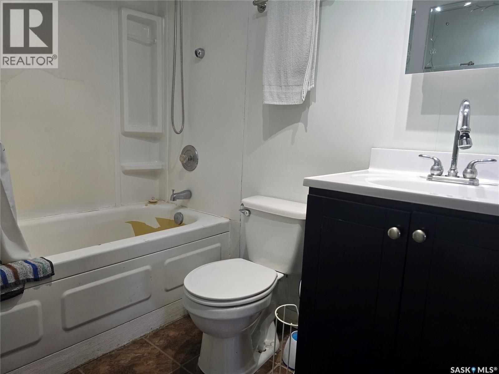 105 Larch Street, Caronport, Saskatchewan  S0H 0S0 - Photo 27 - SK026475