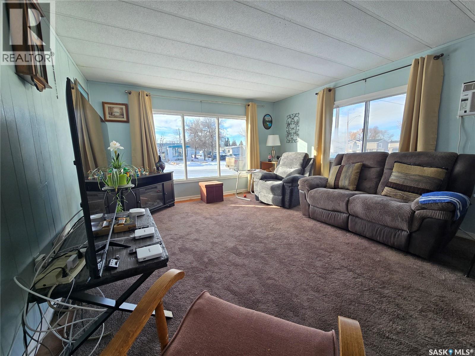 105 Larch Street, Caronport, Saskatchewan  S0H 0S0 - Photo 6 - SK026475