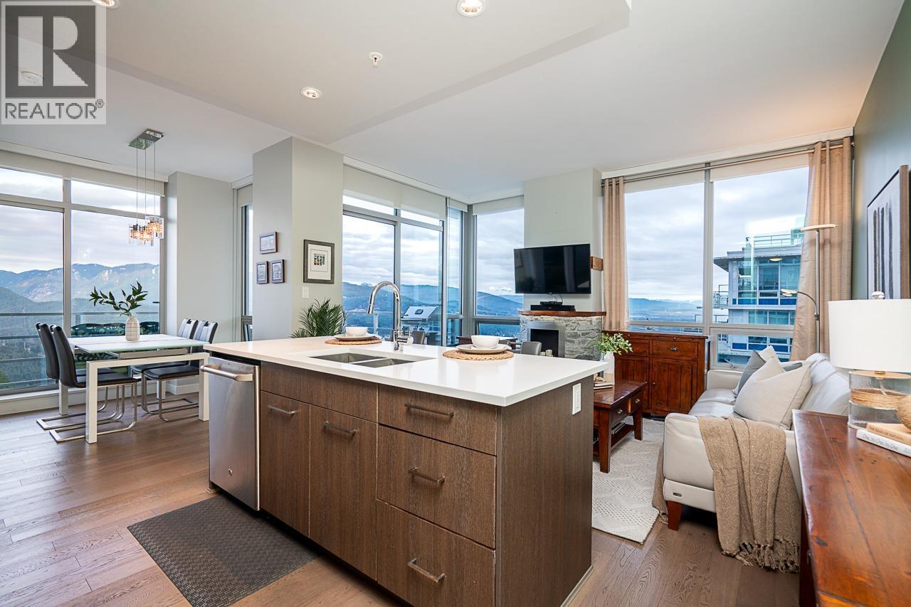 1506 9060 UNIVERSITY CRESCENT, Burnaby, British Columbia