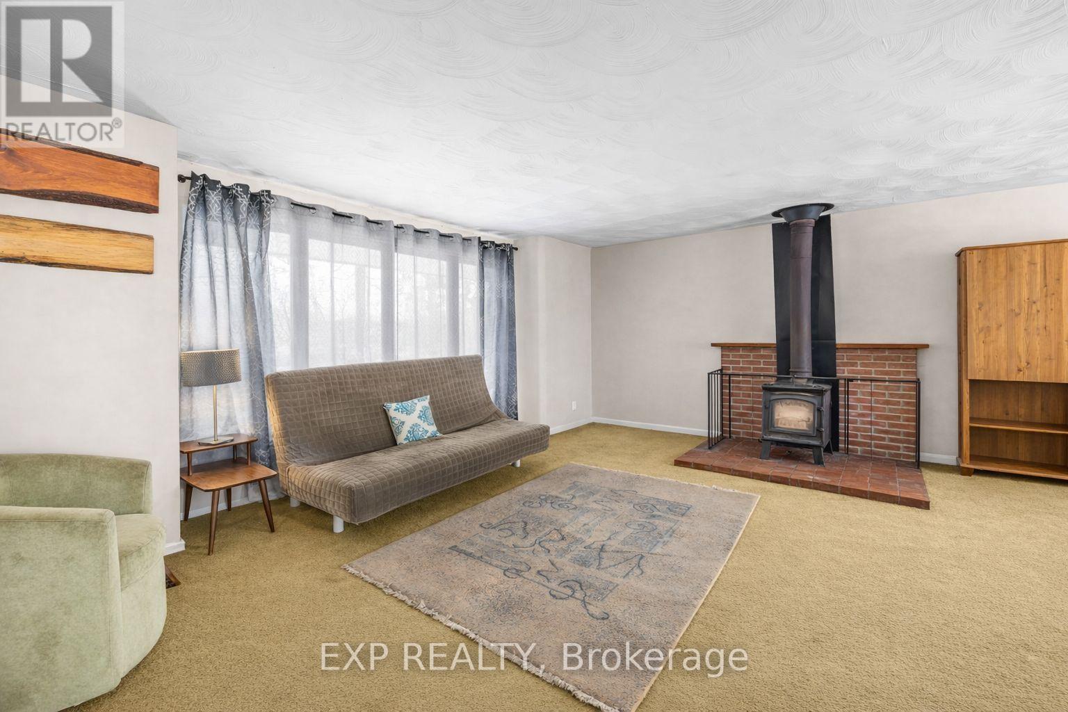 3746 Campbellcroft Road, Ottawa, Ontario  K0A 2W0 - Photo 6 - X12683924