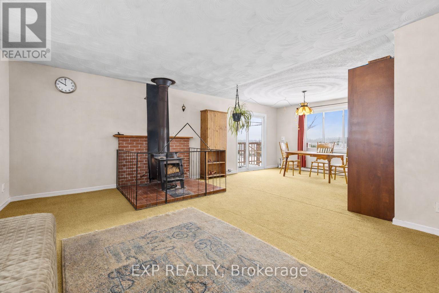 3746 Campbellcroft Road, Ottawa, Ontario  K0A 2W0 - Photo 7 - X12683924