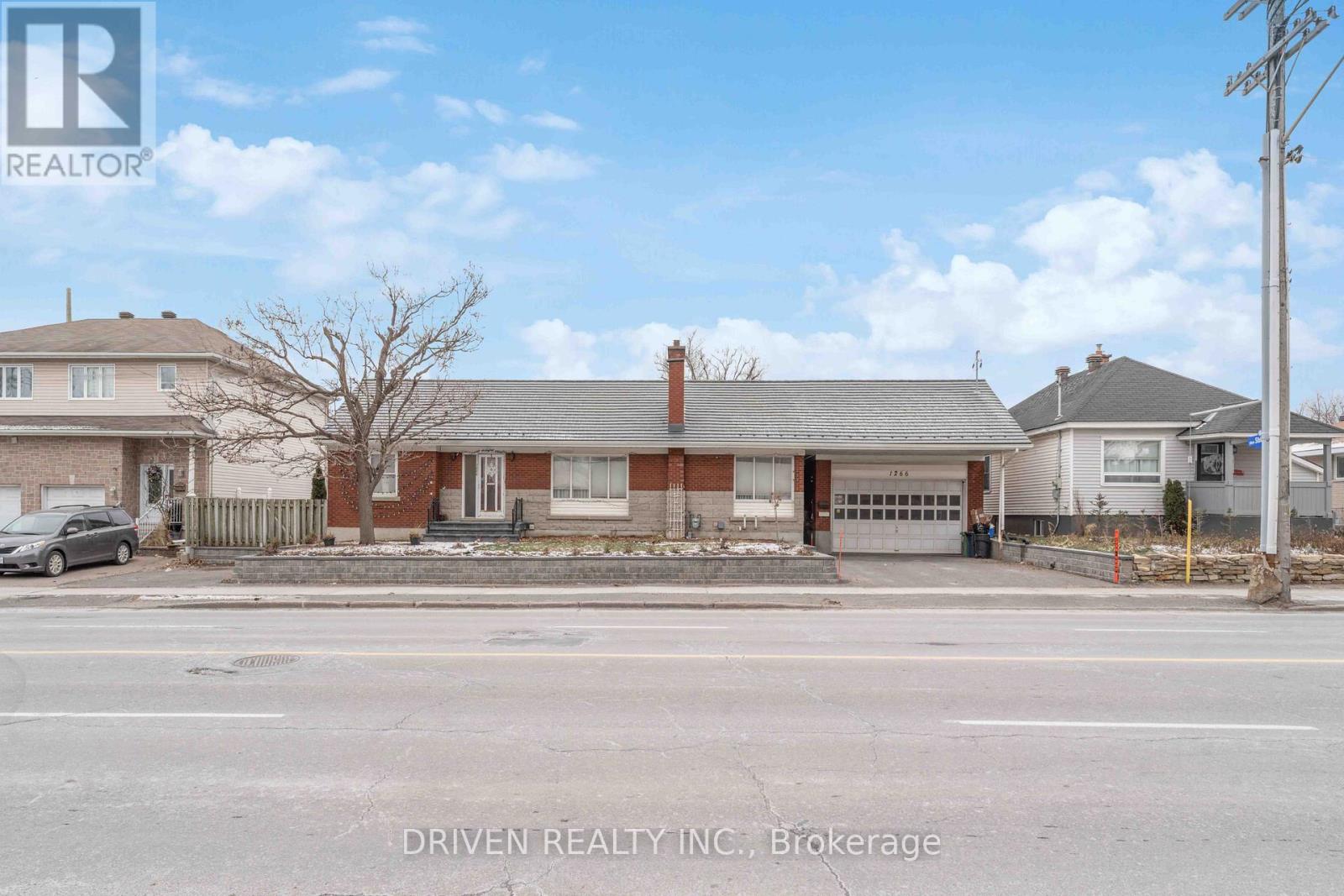 1266 Walkley Road, Ottawa, Ontario  K1V 6P7 - Photo 2 - X12683932