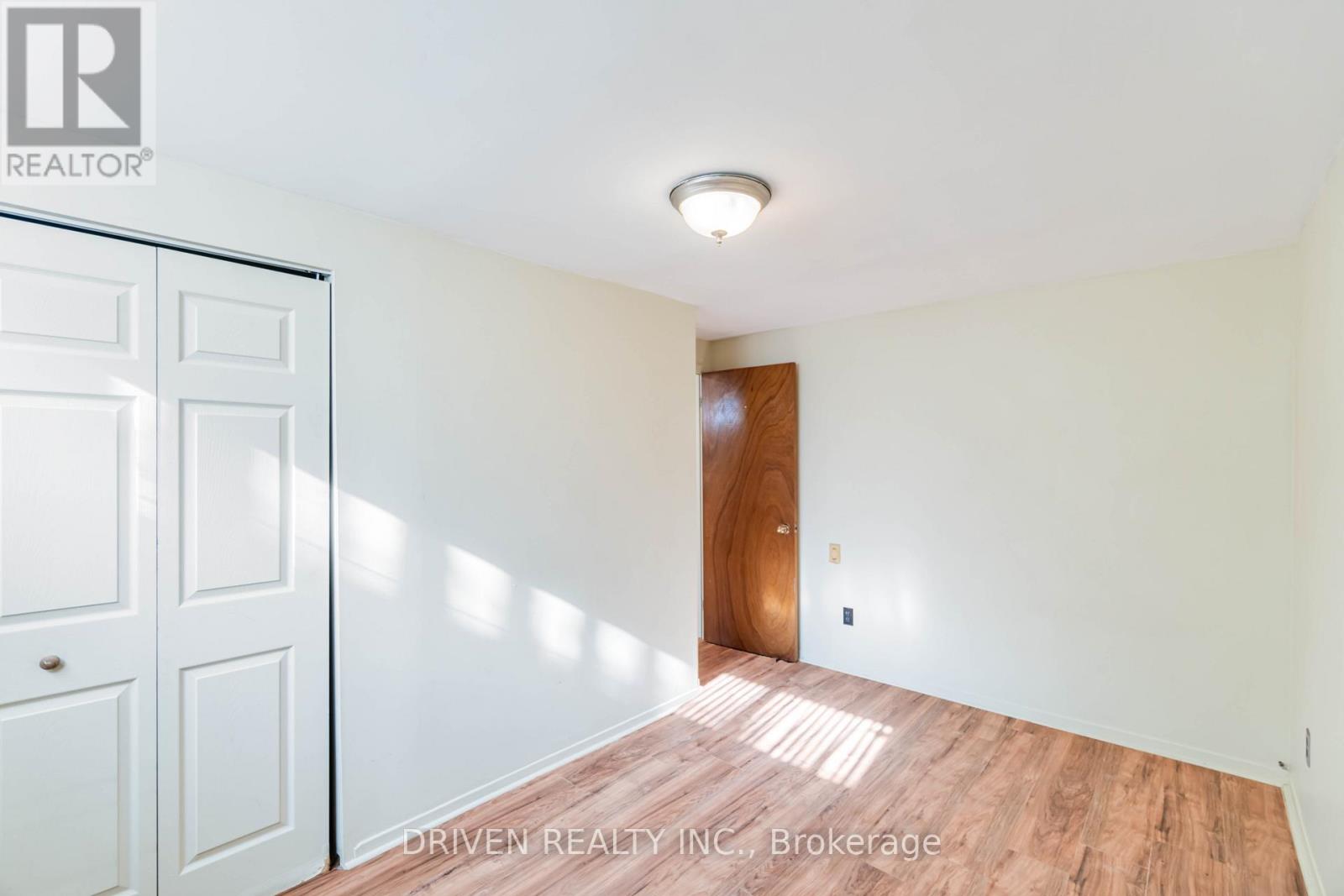 1266 Walkley Road, Ottawa, Ontario  K1V 6P7 - Photo 25 - X12683932