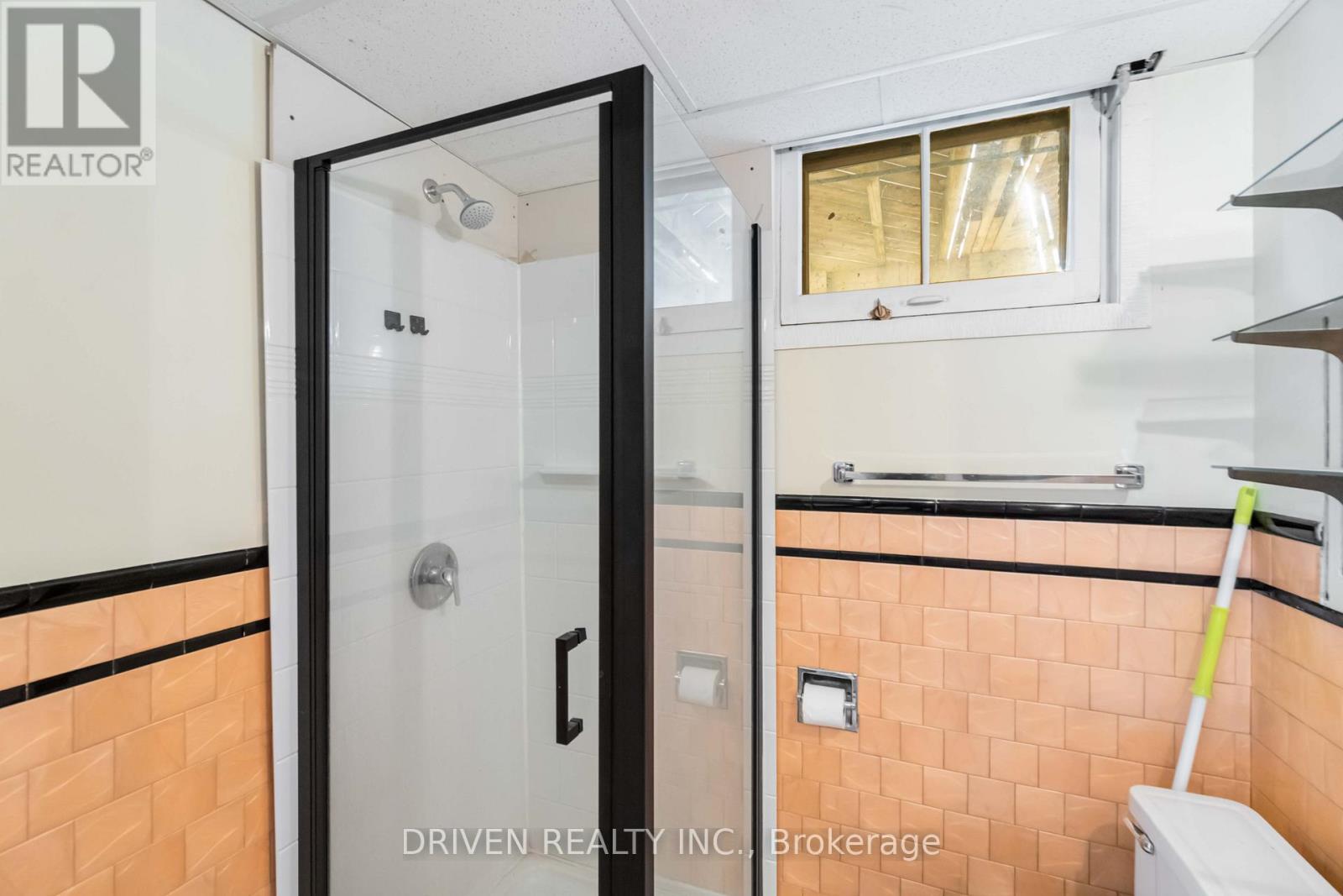 1266 Walkley Road, Ottawa, Ontario  K1V 6P7 - Photo 26 - X12683932