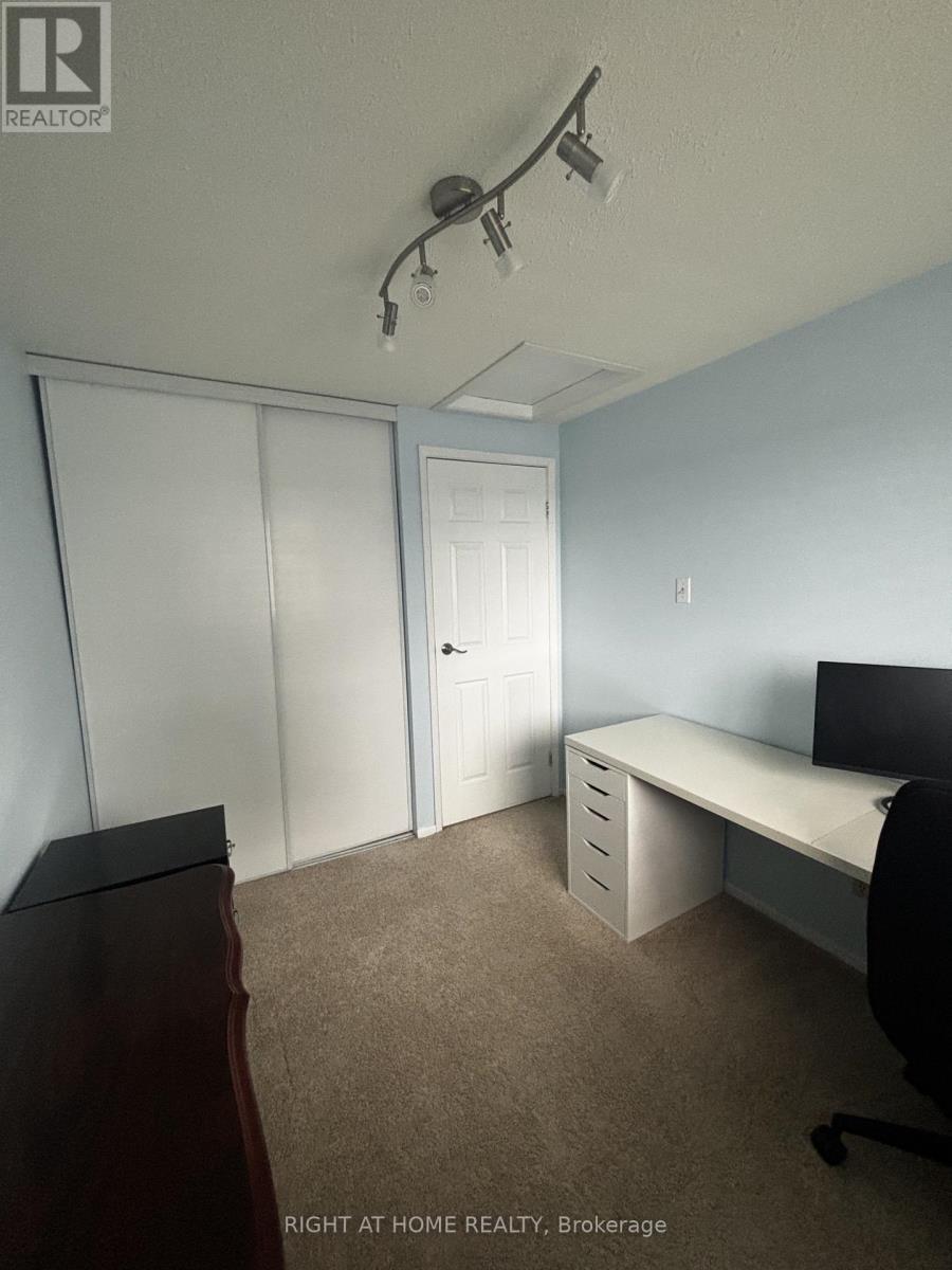 51 - 1213 Bowmount Street, Ottawa, Ontario  K1J 8T3 - Photo 24 - X12683954