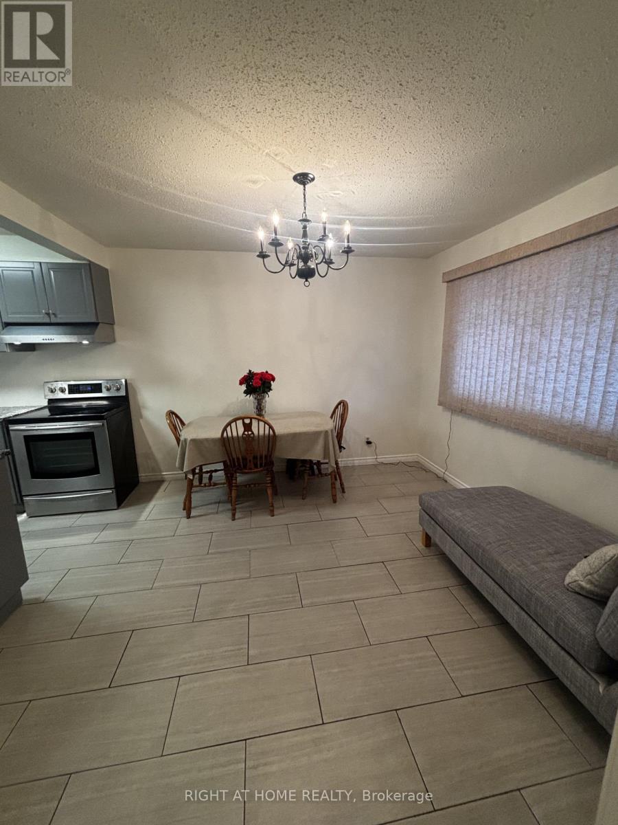 51 - 1213 Bowmount Street, Ottawa, Ontario  K1J 8T3 - Photo 6 - X12683954