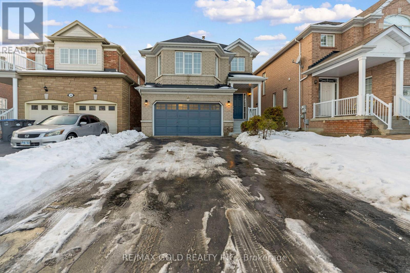 18 COBBLER STREET, Brampton, Ontario